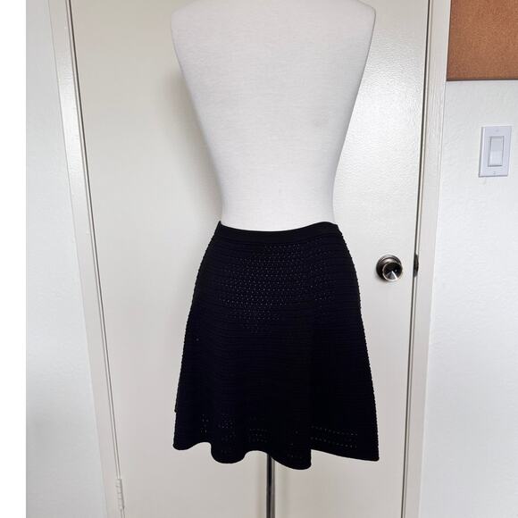 Theory Knit Rortie A-Line Mini Shirt in Black Size Small - Picture 2 of 3